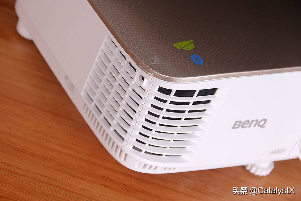 明基i707投影仪配什么幕布,明基i707投影仪如何全屏