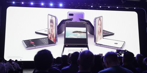 三星samsunggalaxyzflip35g,三星galaxyzflip时尚版曝光