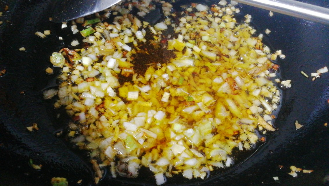 红星茴香馅儿的饺子最好吃的做法,烙盒子茴香馅怎么调好吃