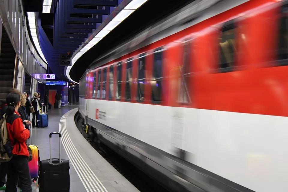 车站计算机联锁系统结构分析,铁路计算机集中联锁的结构和功能