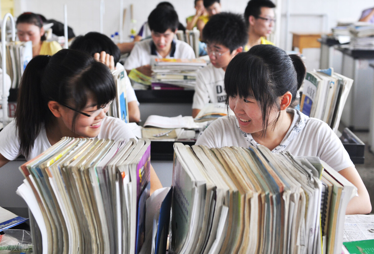 初中语文文学常识必考知识归纳,初中语文重点古诗词知识归纳