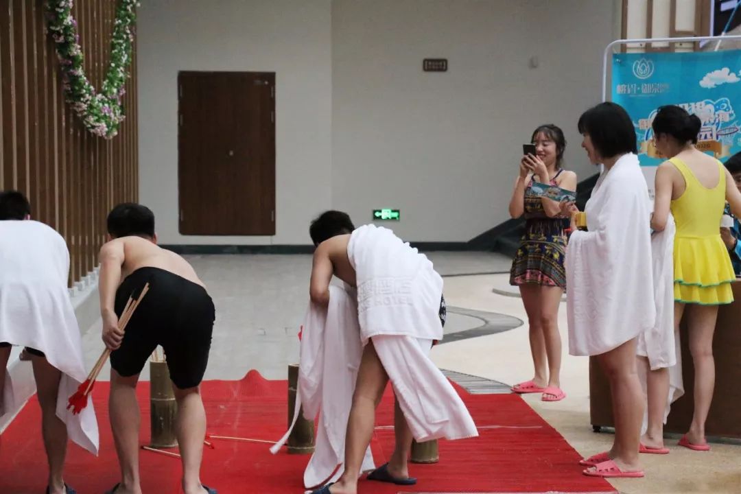 御泉湾“温泉海”酷乐园趣味亲子活动，带你玩转这个冬天！