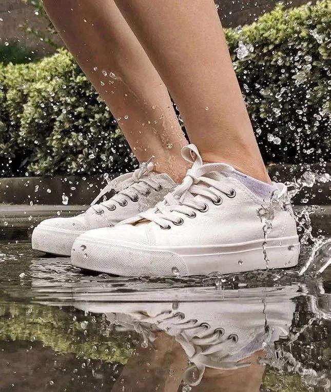 小白鞋推荐英伦风,经久耐穿的小白鞋