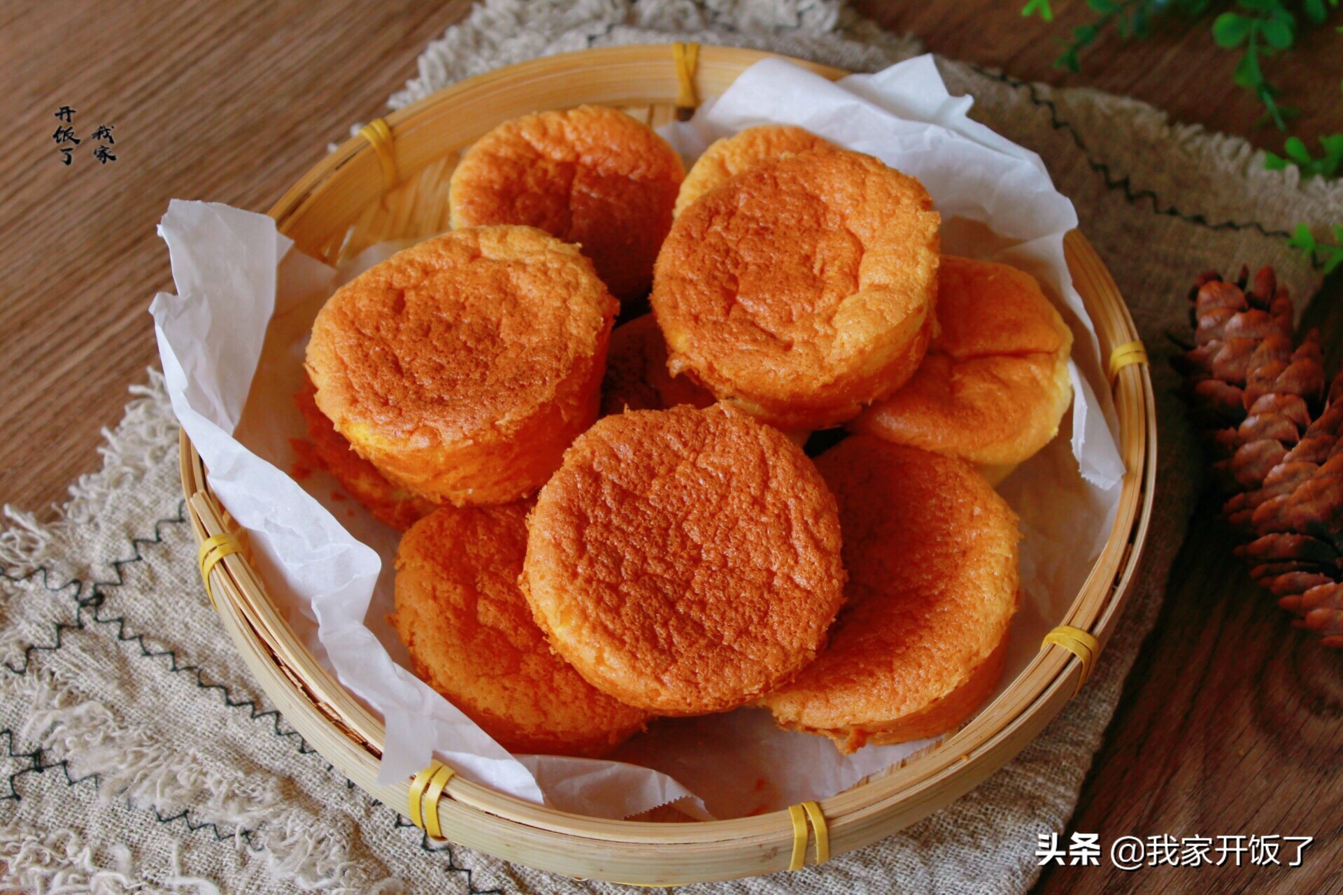 蜂蜜蛋糕不用打蛋器简单又好做,无水蜂蜜蛋糕打发技巧