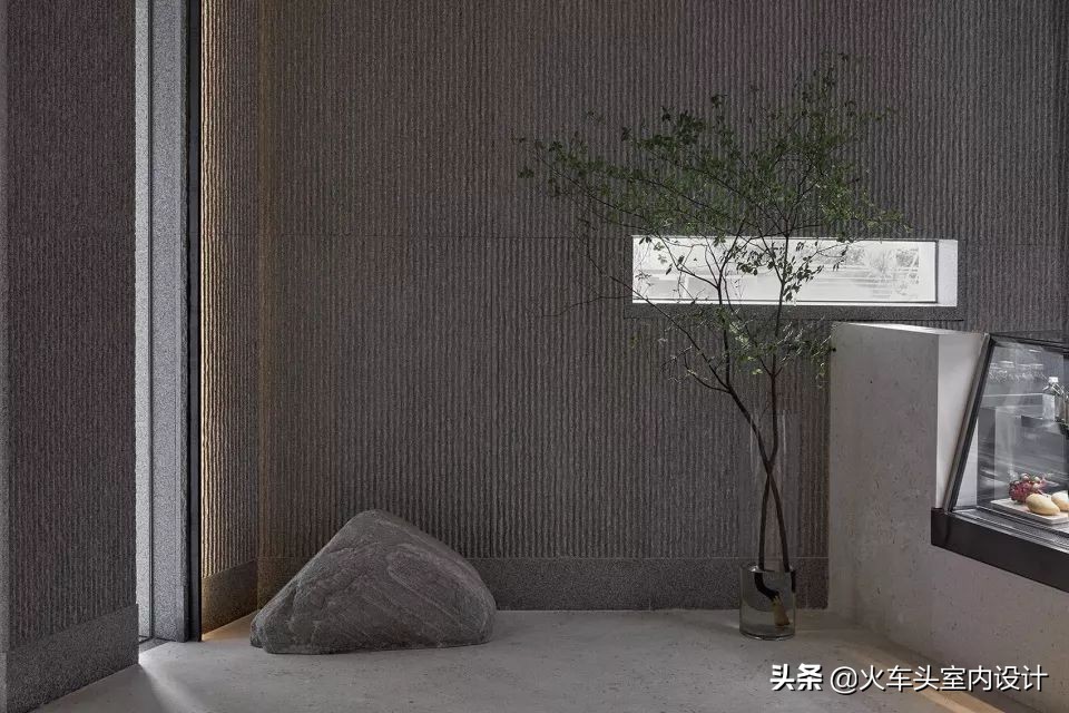 土、砖、石、木、竹、铝，这家茶饮店“设计公司”的身份要暴露啦