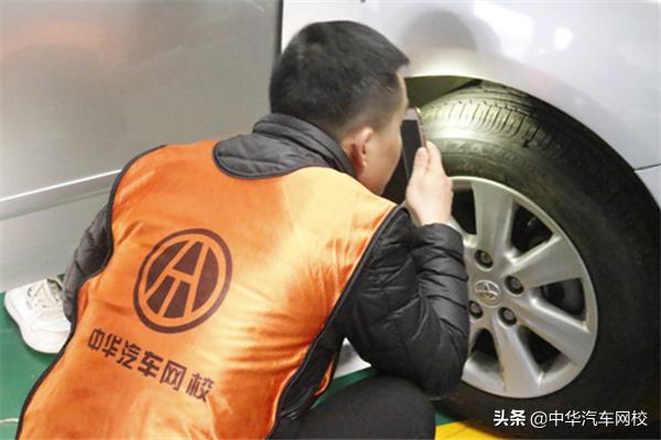 新人练手买二手车买什么牌子的好,新人买二手车购买流程