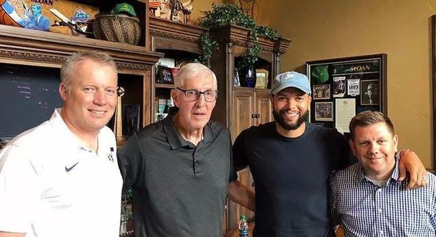 评价德隆和斯隆,斯隆为什么离开德隆