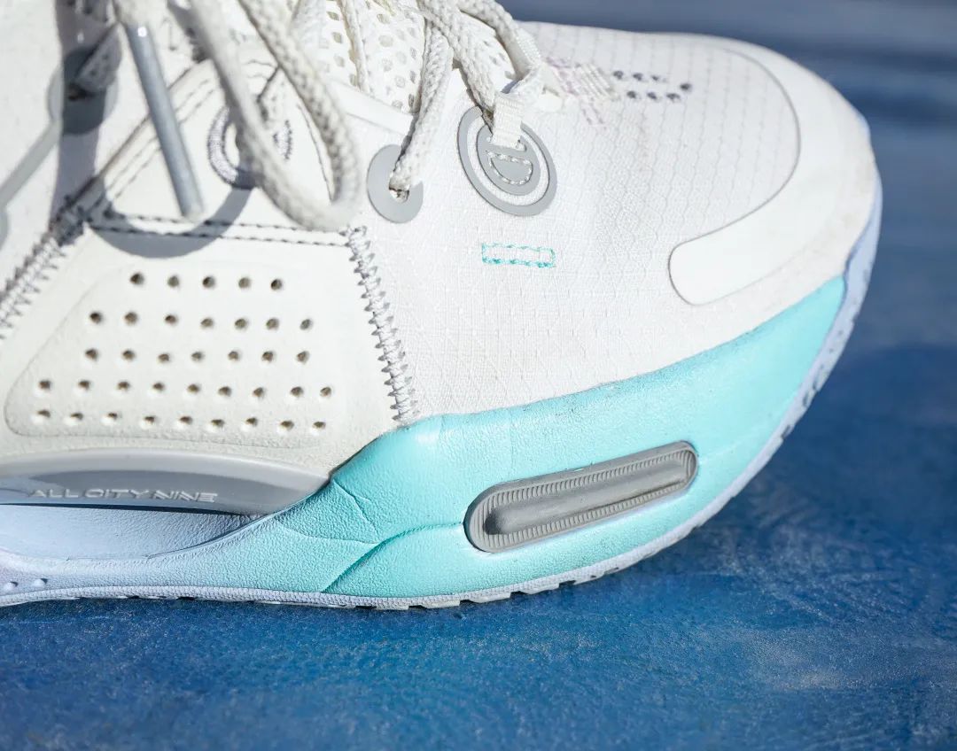 李宁全城9青年版有啥区别,李宁全城9玩具总动员测评