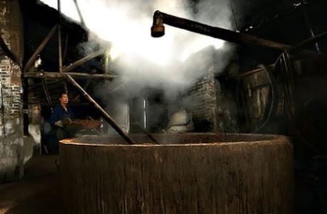 酱香酒的酿导致本为什么如此之高,正宗酱香酒的标准是什么酱香酒