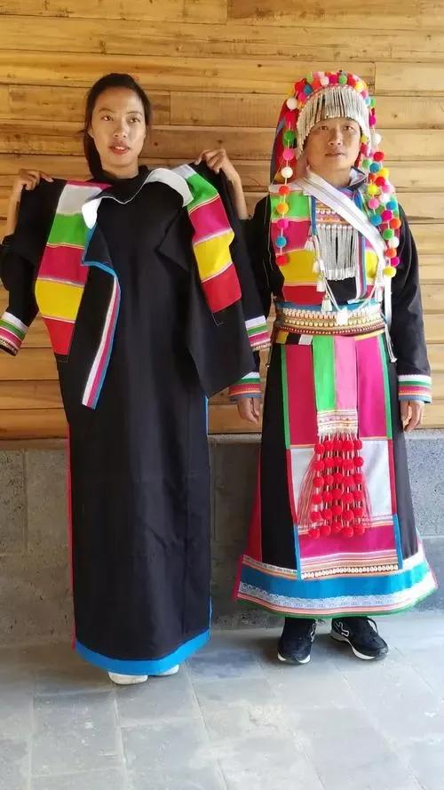 云南少数民族服饰图片,最好看的云南民族服饰