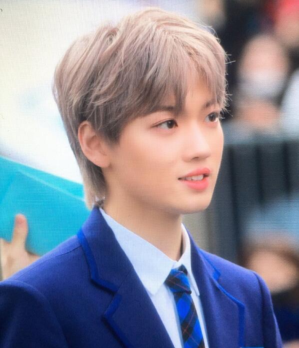 他在《以团》首轮淘汰，今参加韩版《404》，却受到韩国观众喜爱