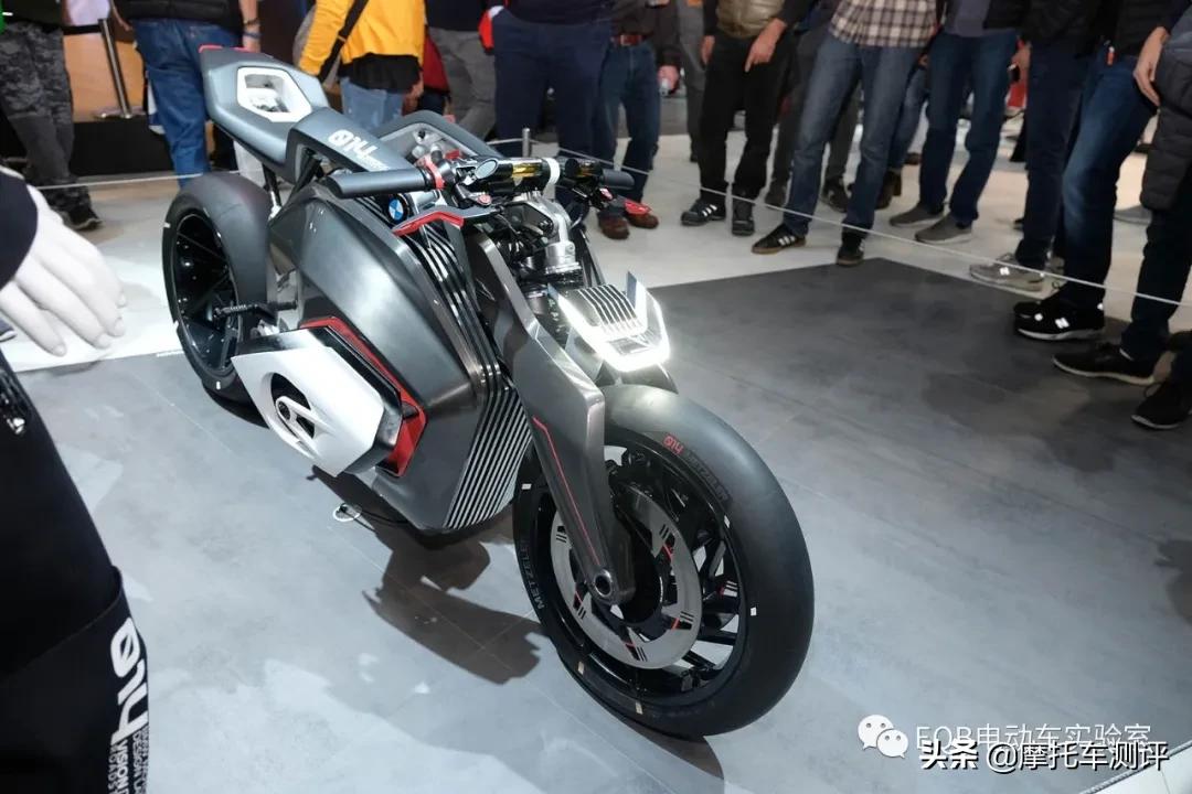 宝马电动摩托车跑车,2019宝马即将发布电动摩托