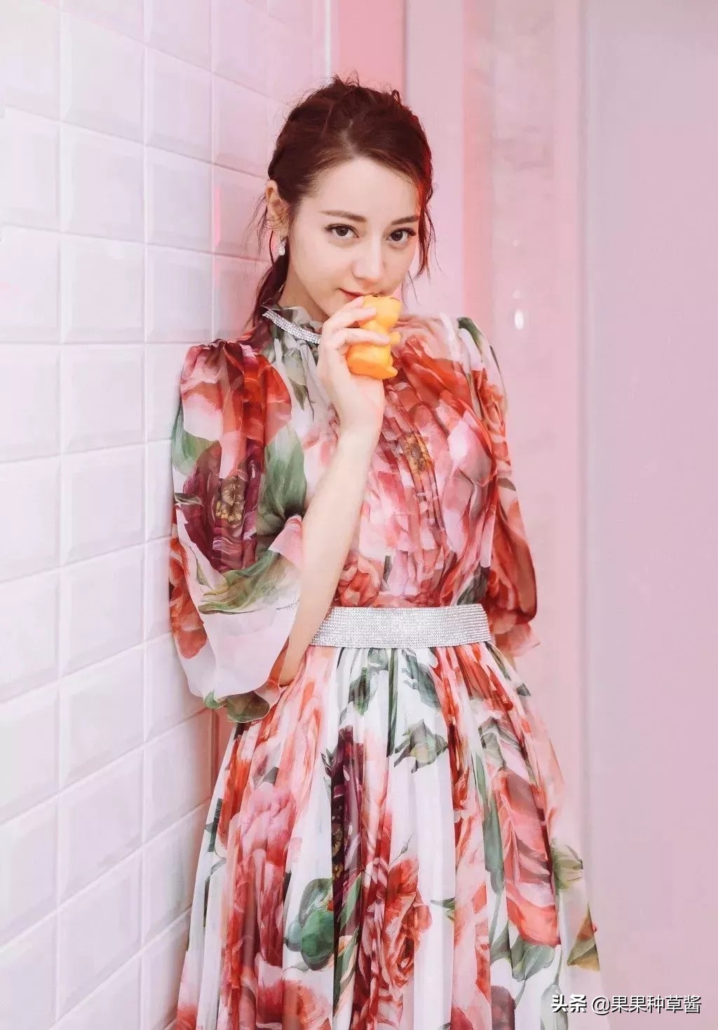 纵有风情万种的歌曲,纵有千种风情万种