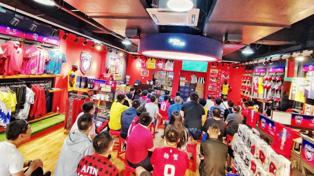 杨贺头球破门,杨贺西北狼完整视频