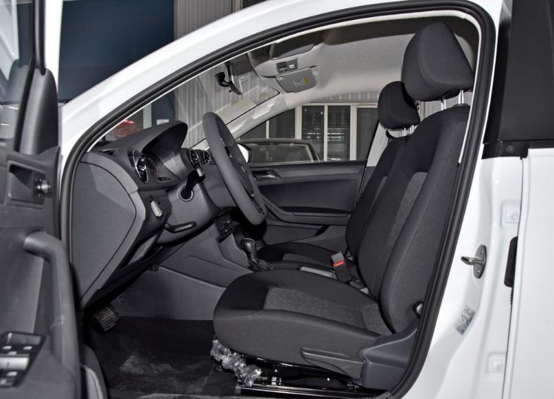 10万元买车预算颜值党就看这4款,买车没头绪15万元家轿首选这几款