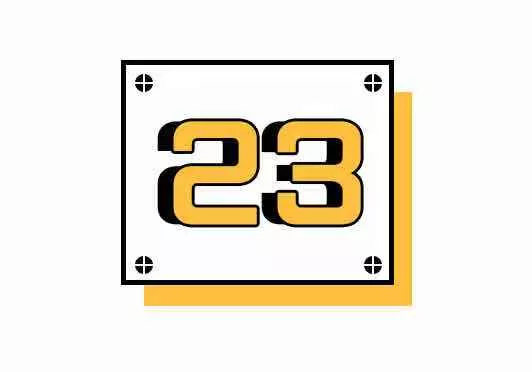 在地铁上男生搂住女生的腰,广州情侣在地铁上互相搂腰