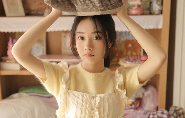 “脖子上的草莓印都不是一个人的”妻子一场同学集会，毁了婚姻