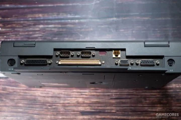 一百多块买个26年前的笔记本，我改了改，还能上网