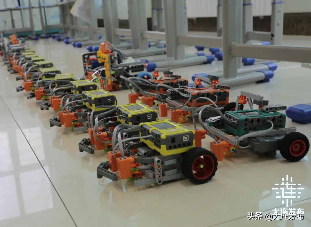 国际智能机器人足球比赛,ev3机器人足球赛完整视频