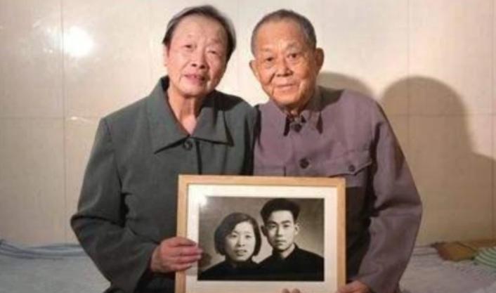 不婚主义者和丁克族晚年如何度过,丁克族晚年期间为什么要有监护人