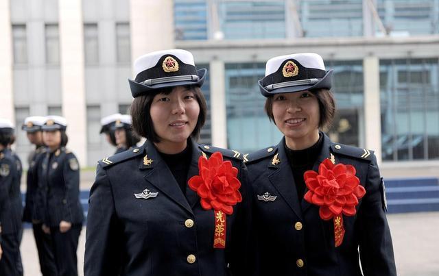 大学生当兵和大专生当兵有区别吗,专科和本科大学生当兵有什么区别