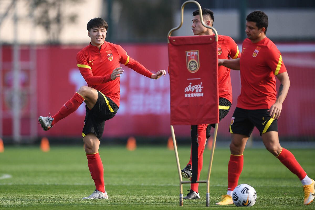 为保家卫国的战士送上新年祝福,为抗疫英雄送暖心祝福