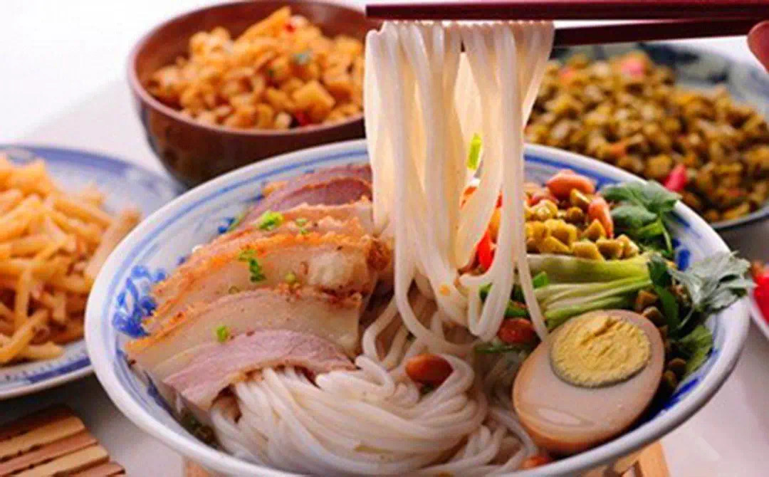 每一条美食街都是吃货,澳门吃货攻略美食街