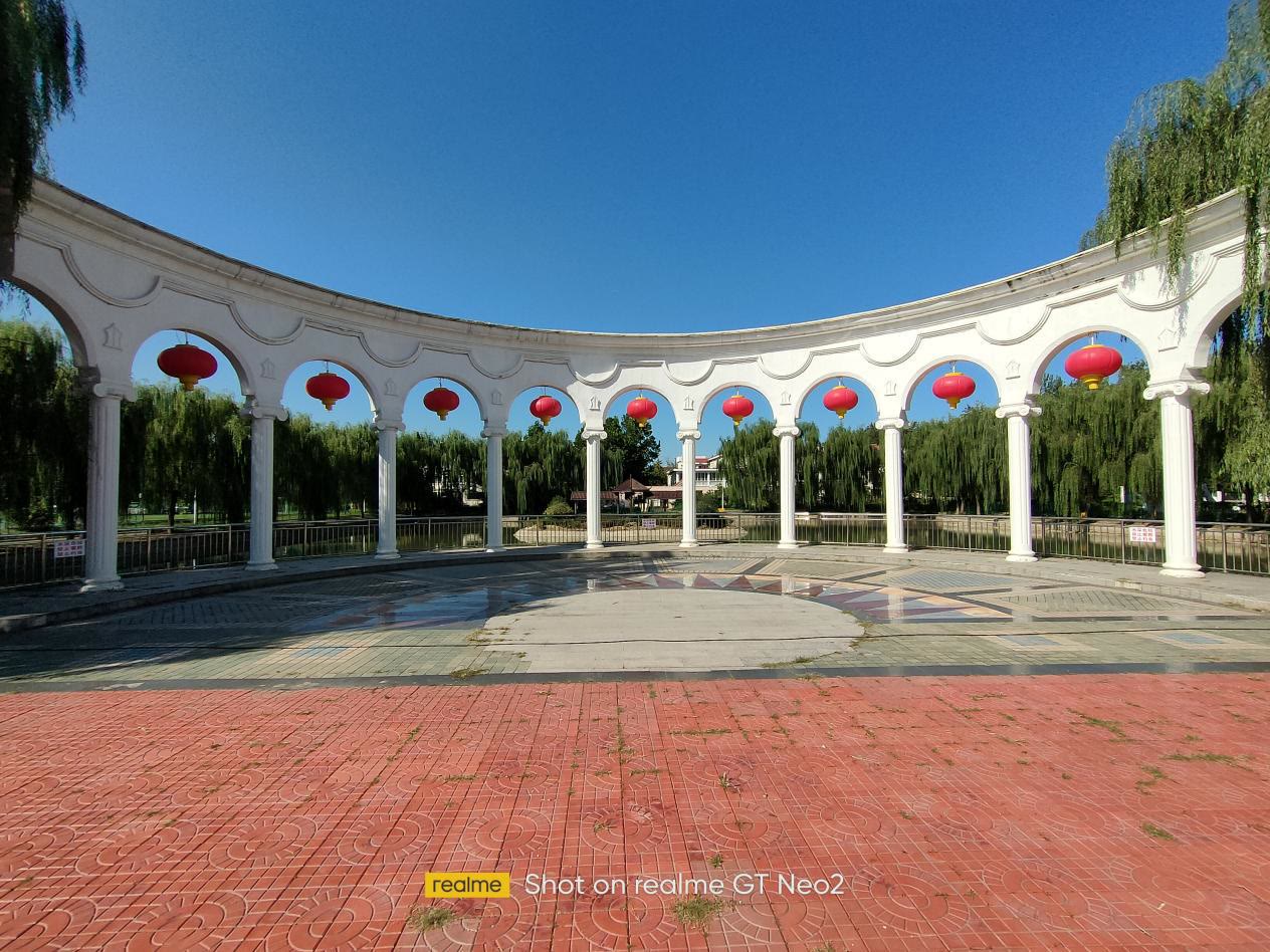 主打性价比的游戏本,主打性能性价比高的手机