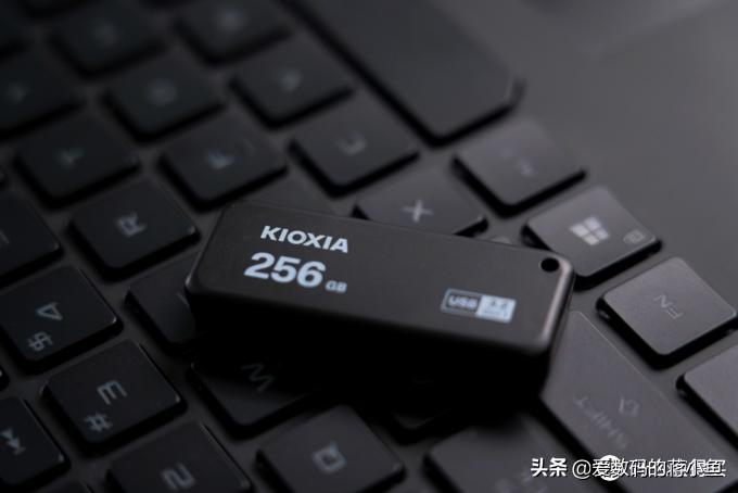 只要一个U盘在网吧也能体验战地V64人豪情对射