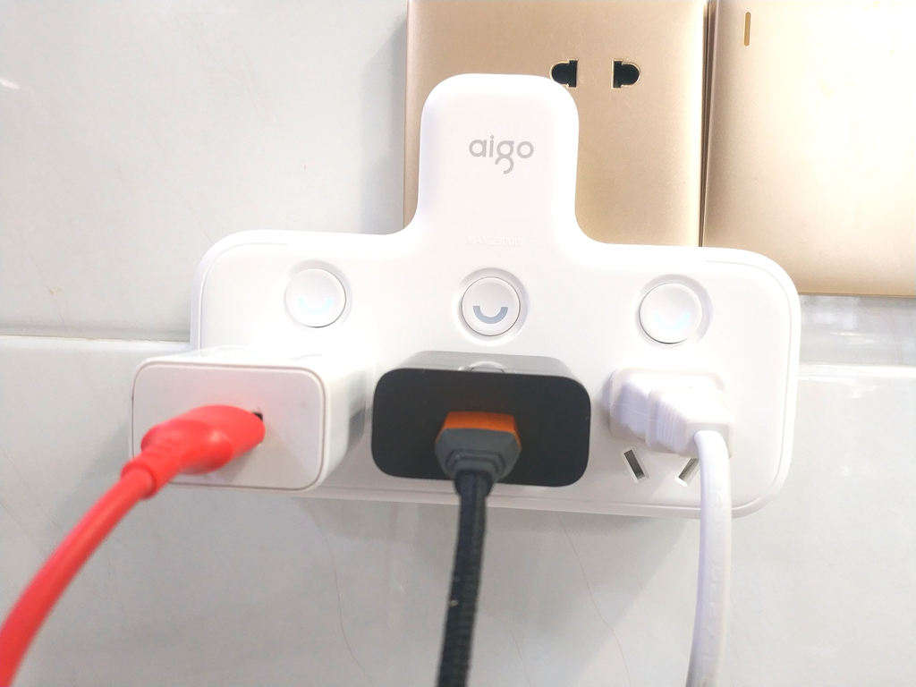 让用电变得安全还便利：aigo国民好物转换器体验