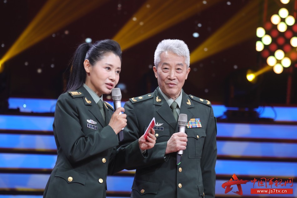 唱响军歌并讲述军歌背后的故事,讲述军歌背后的故事