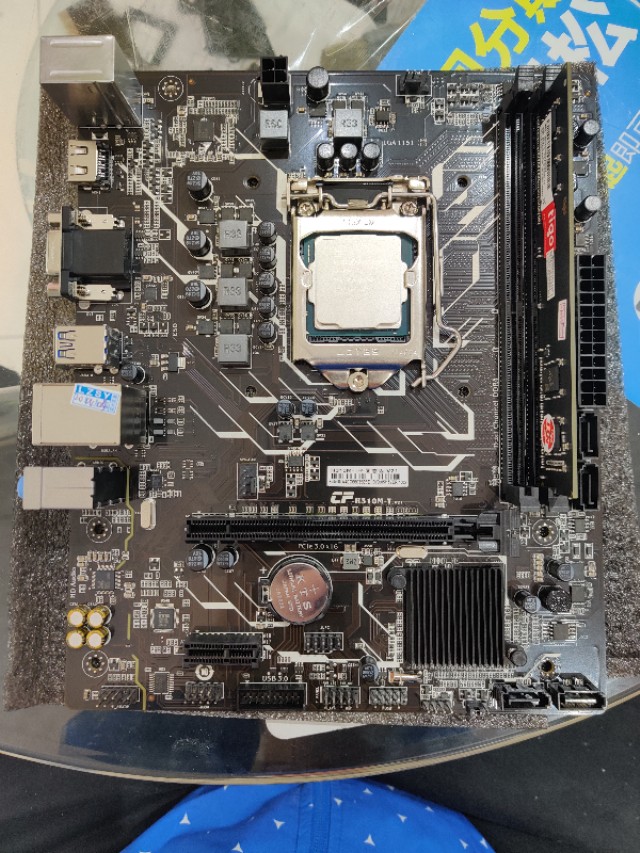 1600元以内显示器推荐,1600元的显示器电脑