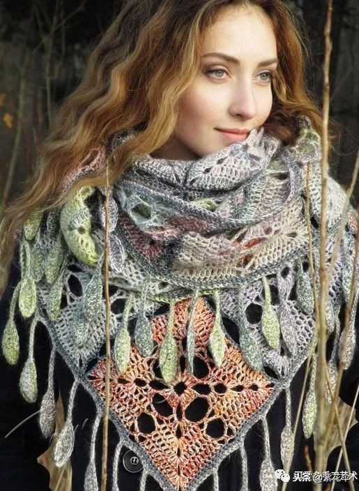 系一条三角围巾最迷人，忽冷忽热都能让你美上天！（附教程）