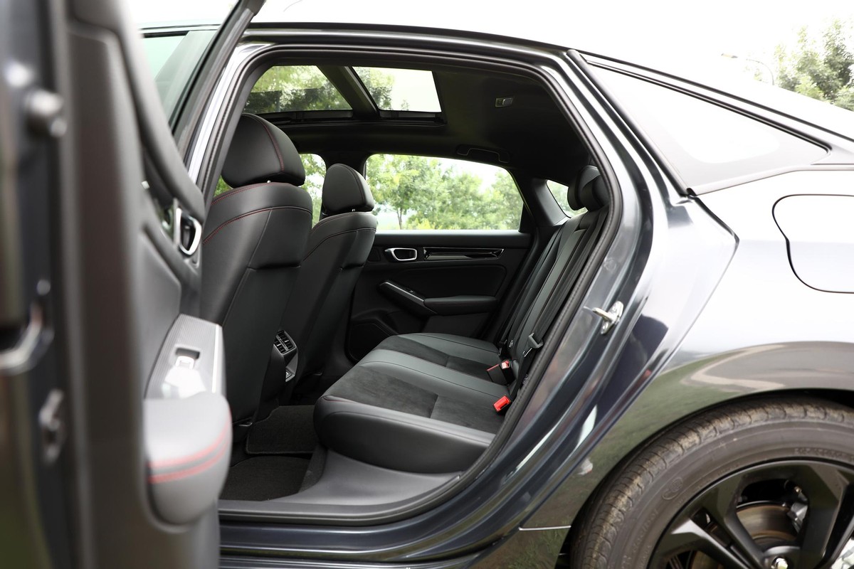 1299万起第十一代本田思域,第11代思域哪一款性价比最高