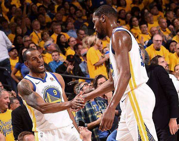 感激勇士维金斯迎来生涯巅峰,勇士今日比赛维金斯集锦