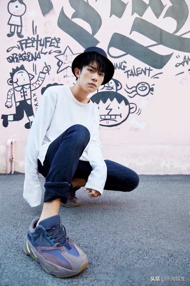 tfboys三小只帅气照,tfboys三小只走路步伐