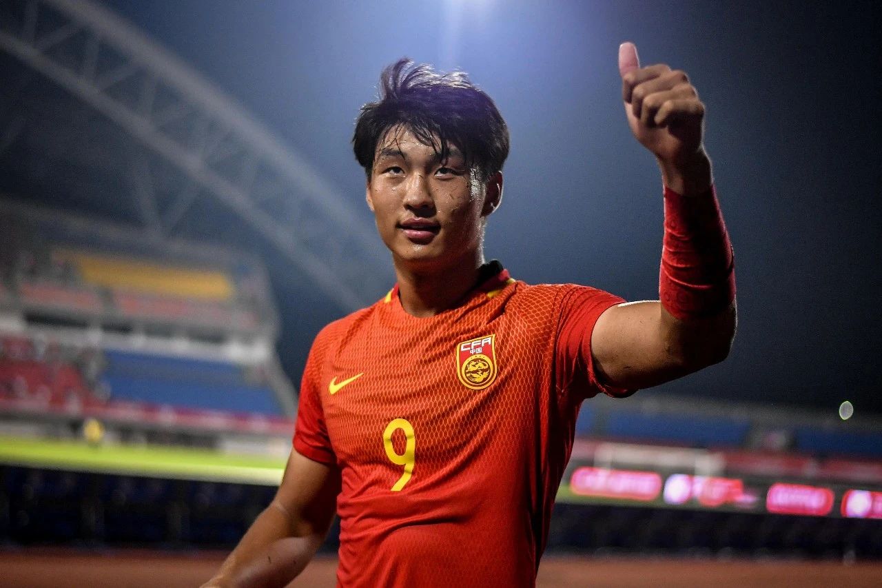 高大中锋打法和思路,高大中锋踢法