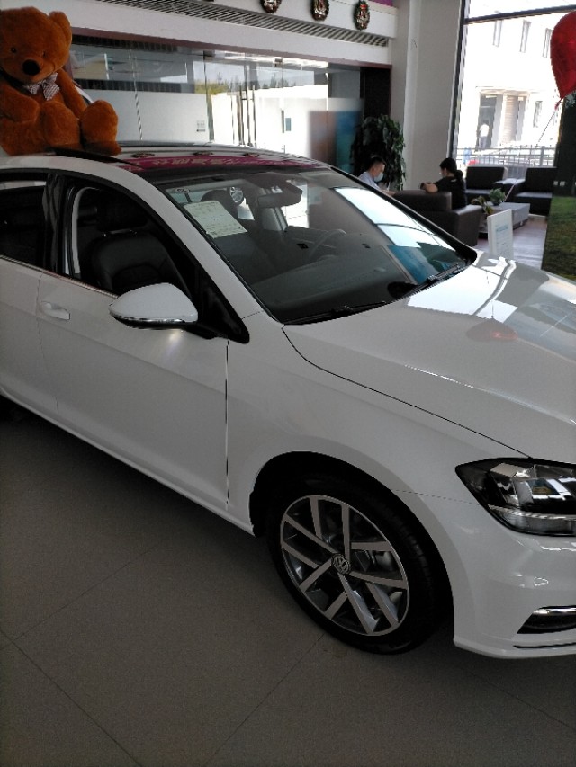 高尔夫2019款280tsidsg舒适型,高尔夫2019款280tsi自动舒适型