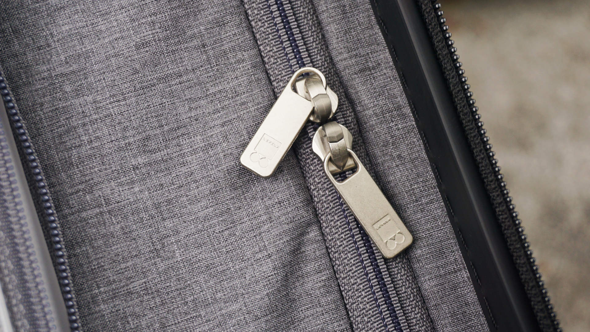 有颜值又能装，出门旅行怎能少了她，地平线8号大旅行家宽拉杆箱