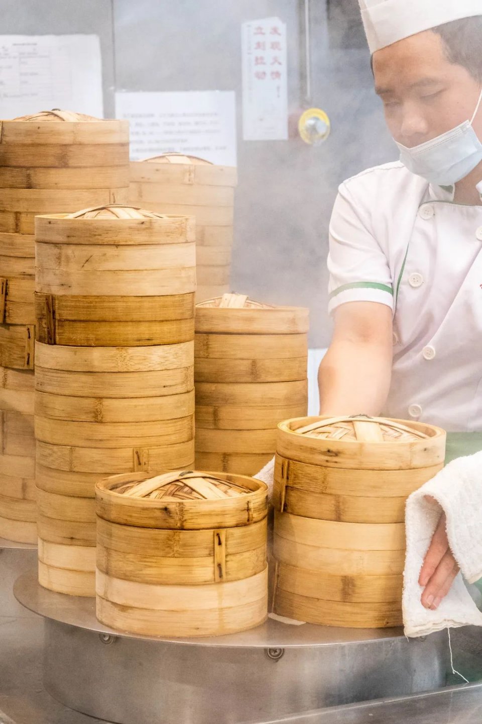 脆皮烧鸡凉了怎么加热最好,脆皮烧鸡可能复炉吗