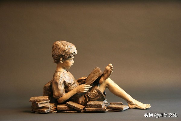 学赏画197：美女雕塑家米娅：灵感来自孩子们不断变化的个性