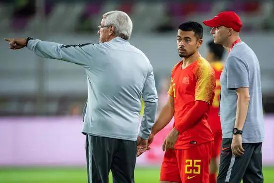 中国足球何时迎来自己的新纪元,风雨过后能不能见彩虹