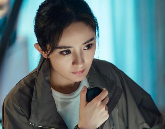 柳叶眼和桃花眼合在一起的眼型,柳叶眼和桃花眼的主要区别是什么