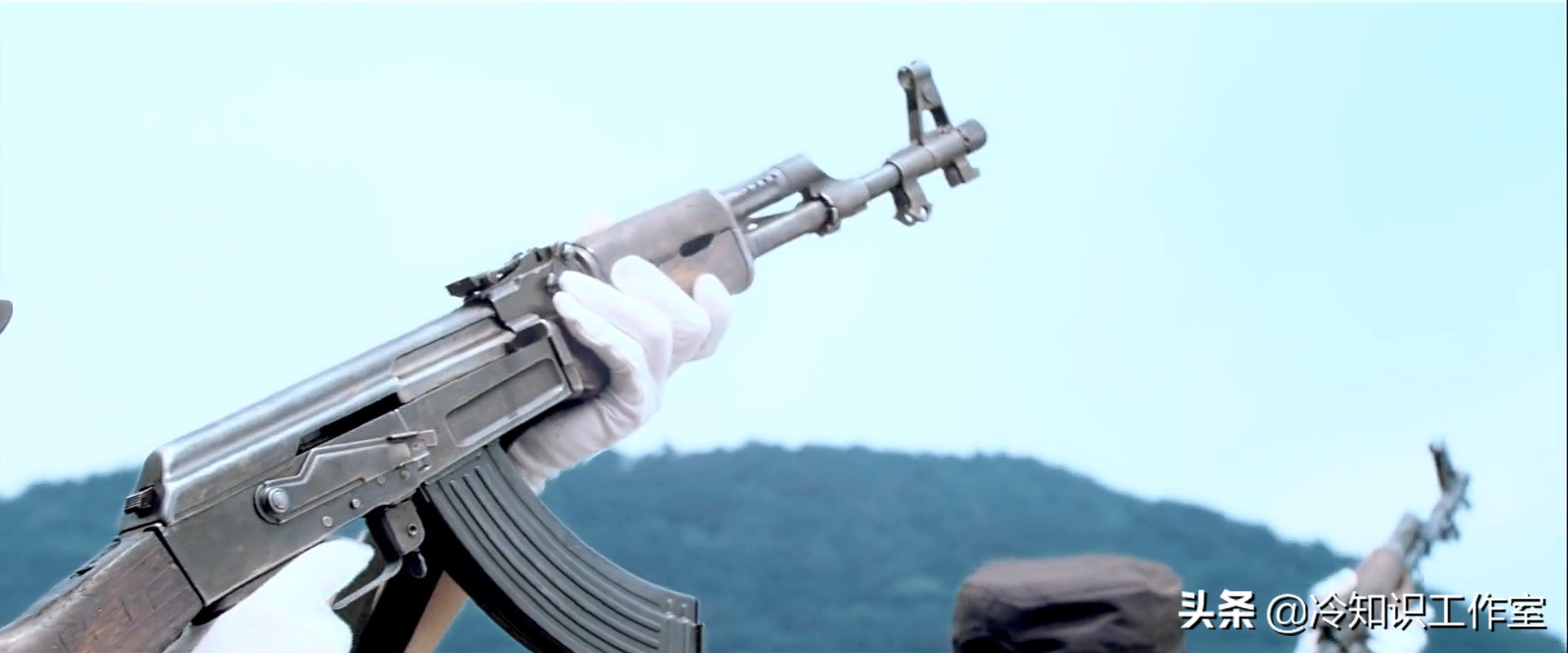 战狼二解说介绍枪械,战狼2枪械训练视频