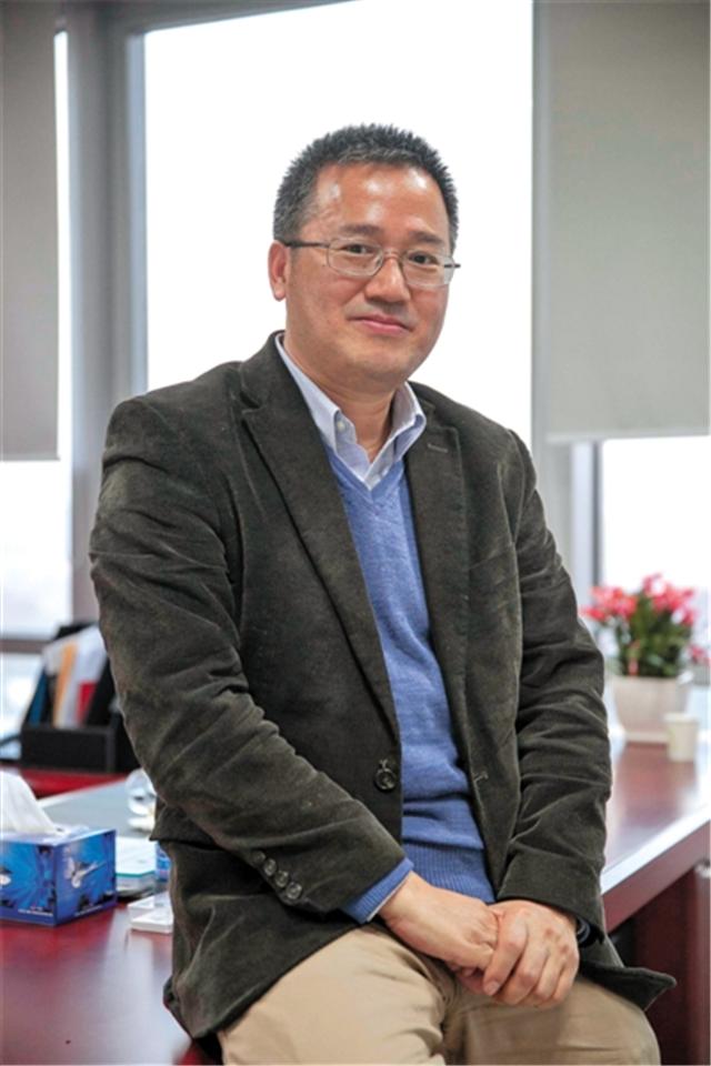 梅镇安：丈夫自杀，孩子下放，她移民26年，依然对祖国爱得深沉