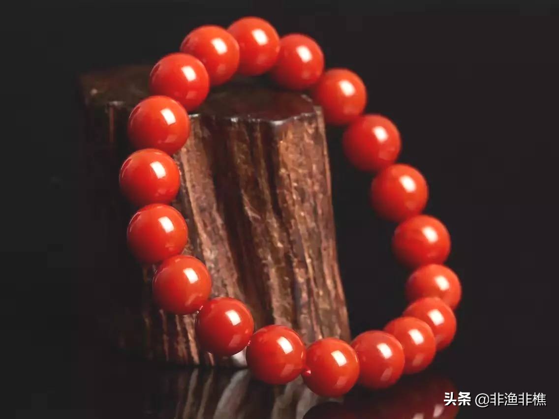 本命年要穿红色衣服什么意义呢,本命年为啥要穿红色衣服