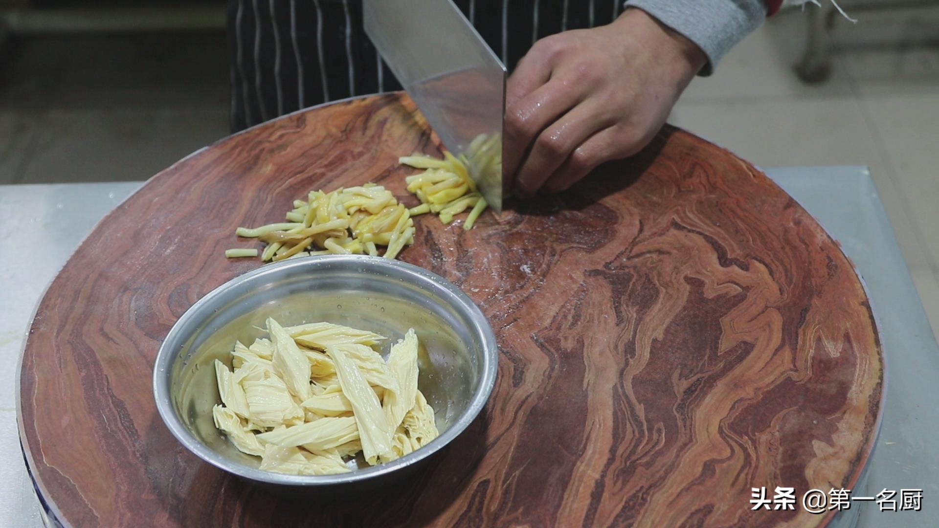 鸡蛋汤怎么弄好喝,鸡蛋汤怎么下锅好看好喝