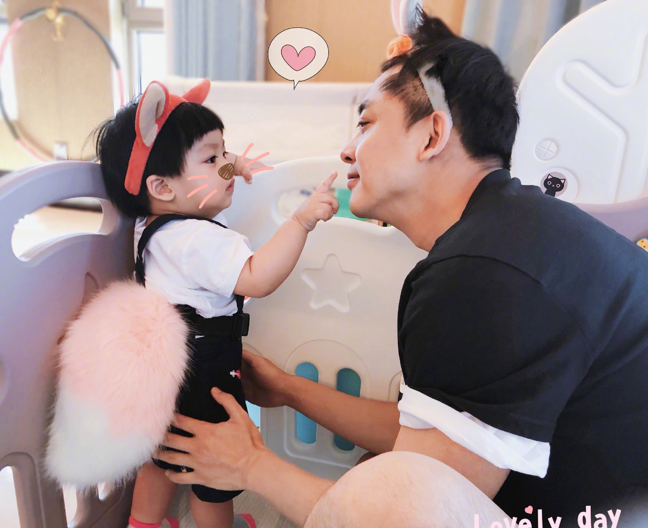 李佳航上节目被骂，霸气怼网友，妻子李晟幽默劝删尽显高情商