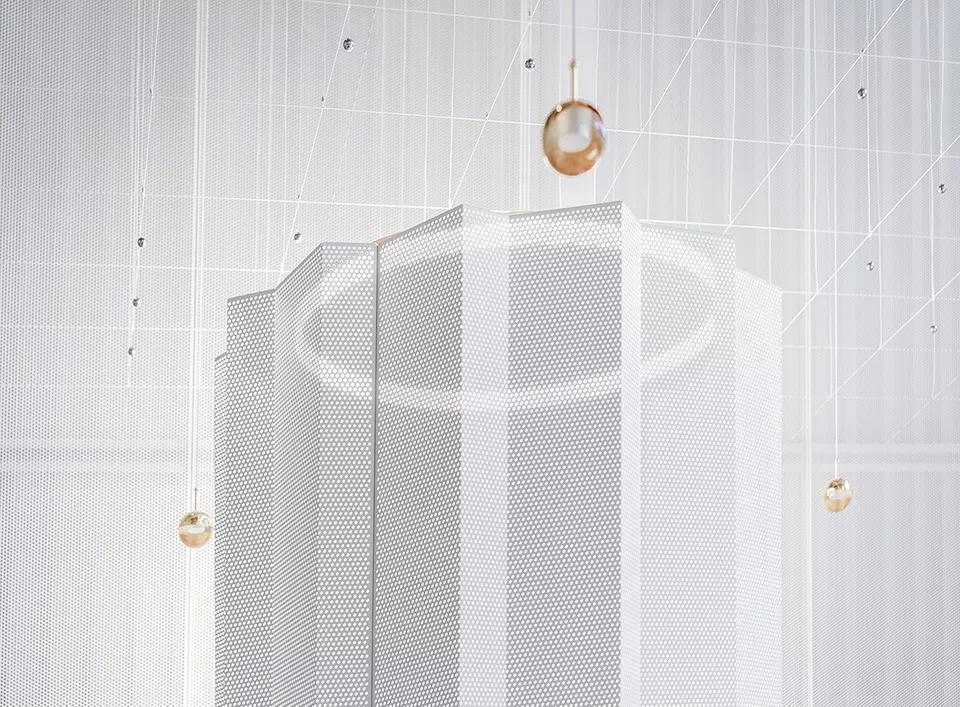 开在上海商场里的咖啡馆，用店面造型让月销量猛冲