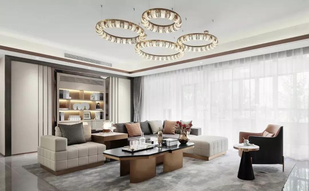 自己装和装修公司装有哪些区别 (装修自己装还是找亲戚装)